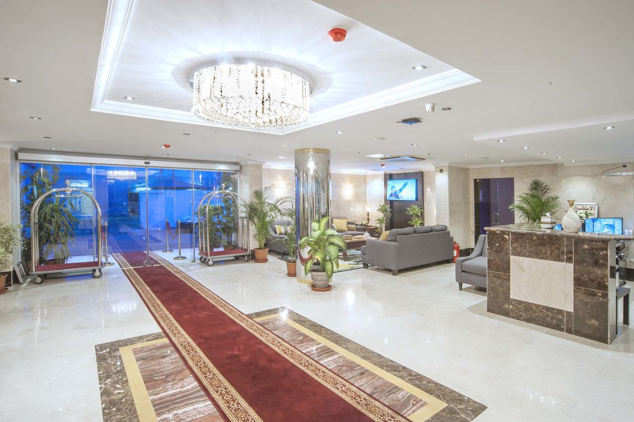 Al Ezzah Palace Hotel Suites เจดดาห์ ภายนอก รูปภาพ
