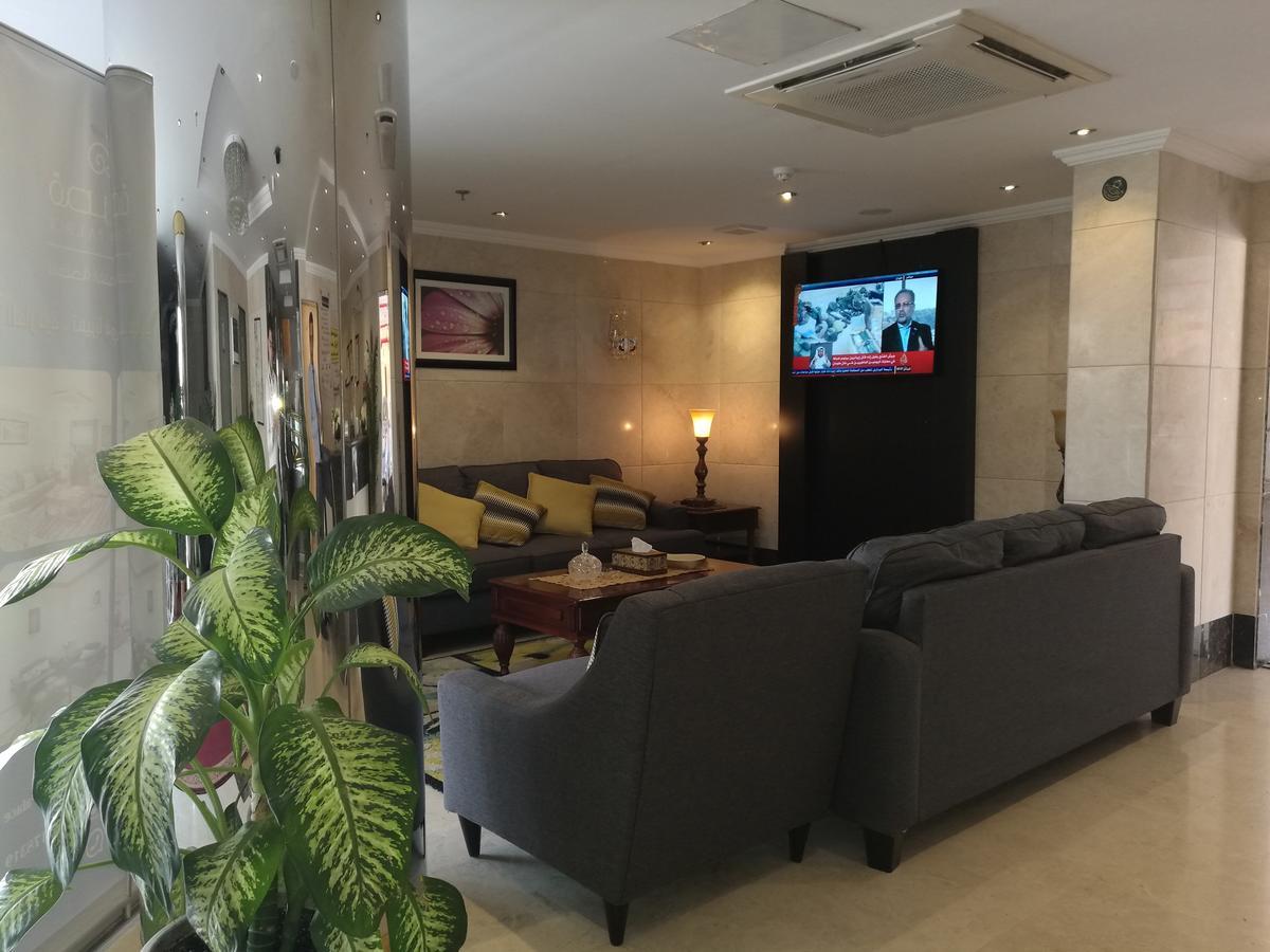 Al Ezzah Palace Hotel Suites เจดดาห์ ภายนอก รูปภาพ