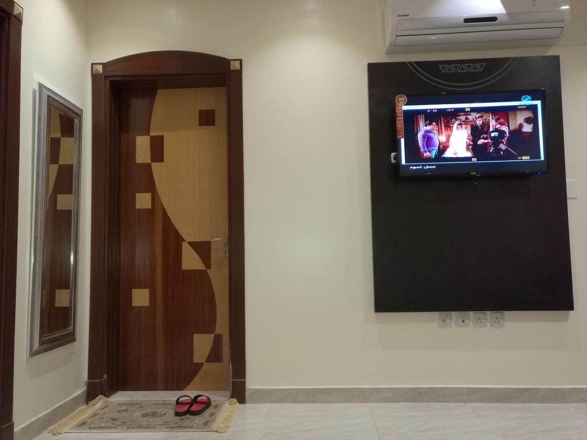 Al Ezzah Palace Hotel Suites เจดดาห์ ภายนอก รูปภาพ
